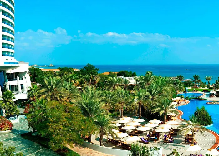 Le Meridien Al Aqah Beach Resort
